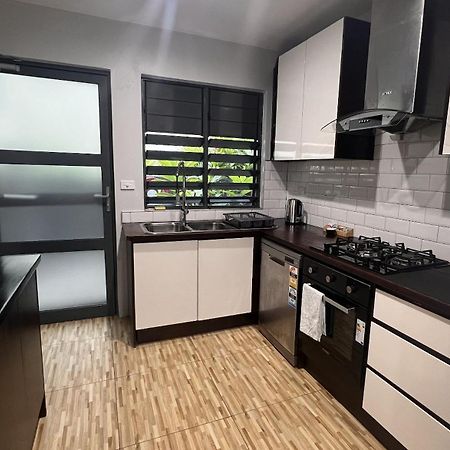 Greystone Apartments นาดี ภายนอก รูปภาพ